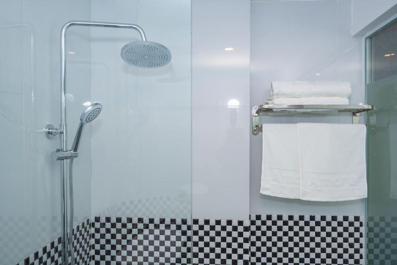 Amora Hotel - image 5