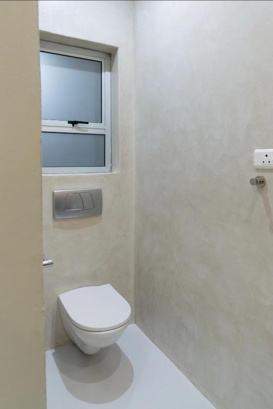 Living in moment - Ensuite bedroom - image 2