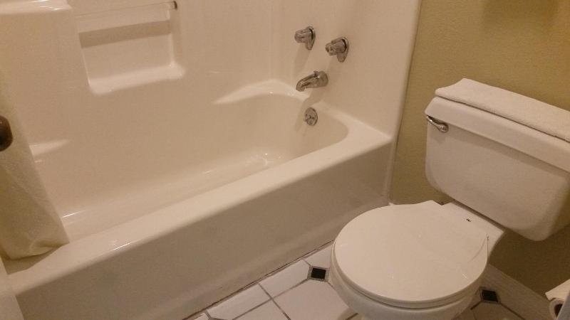 Standard Double Room image 2