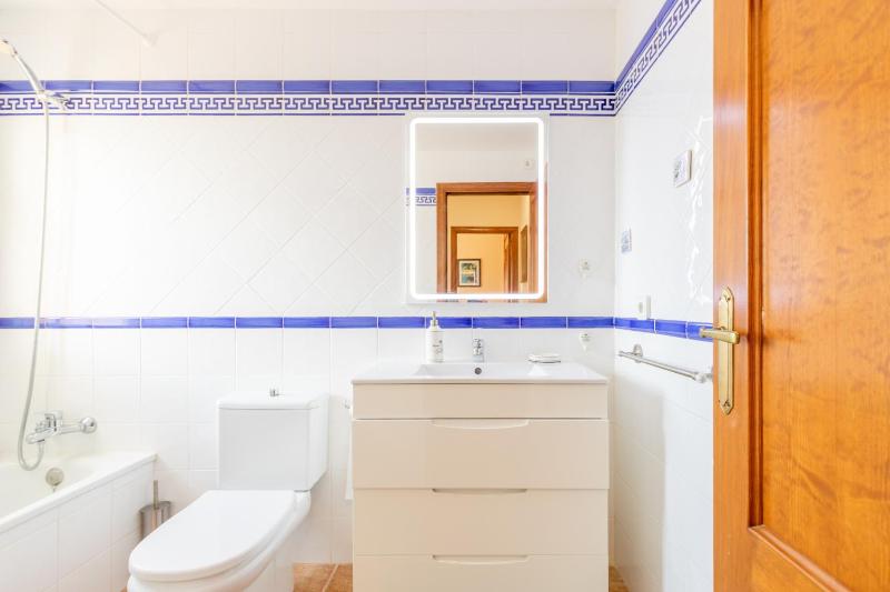 Blue Emi Altea Hills - image 12