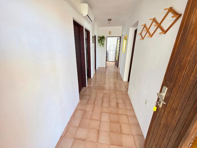 BED Apartment with 3 bedrooms and balcony - image 15