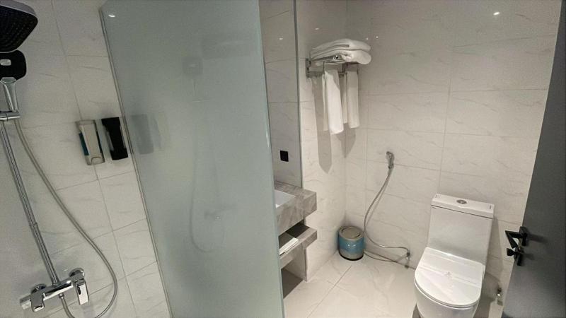 Burj Al Salam Hotel - image 14