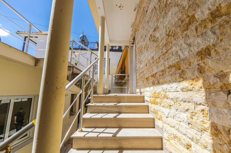 Konak Lemon Guesthouse Heart of Vlora by PikHost - image 16