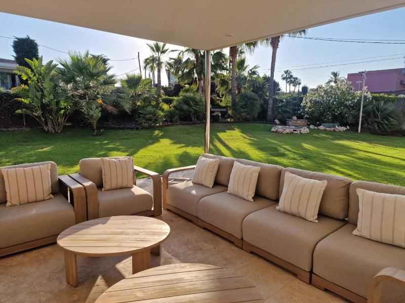 Luxury Beach House - image 50