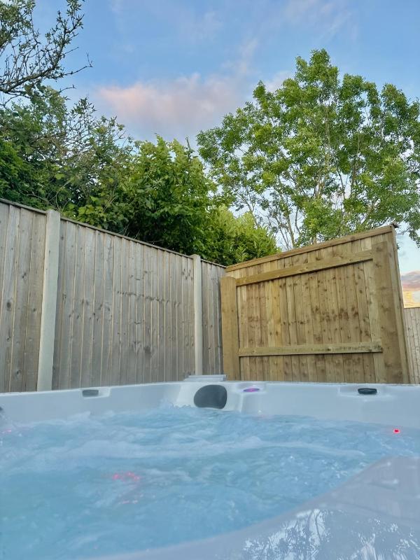 The Buttercup Lodge - image 26