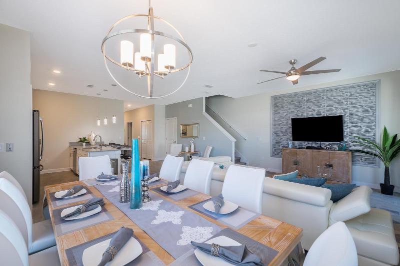 5BR Town House with Pool 4975AN - image 25