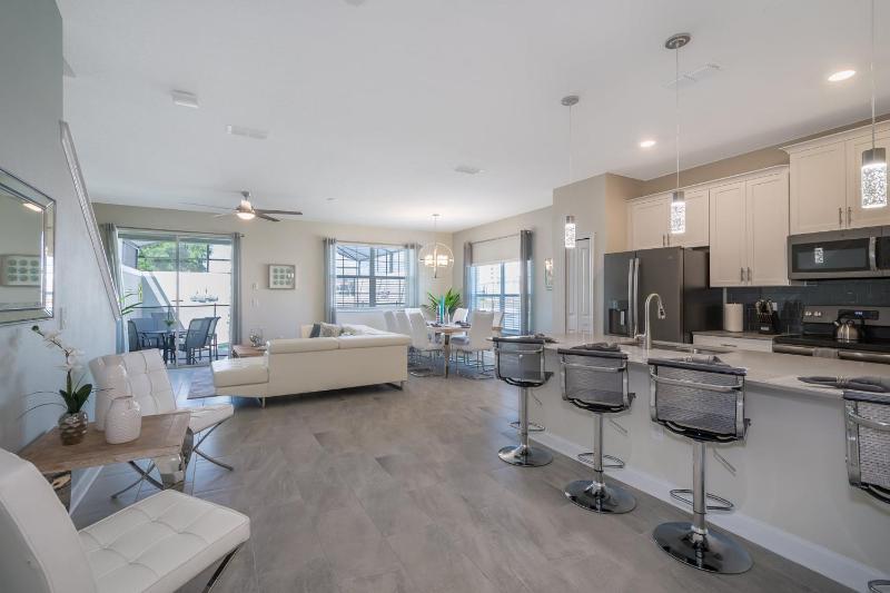 5BR Town House with Pool 4975AN - image 19
