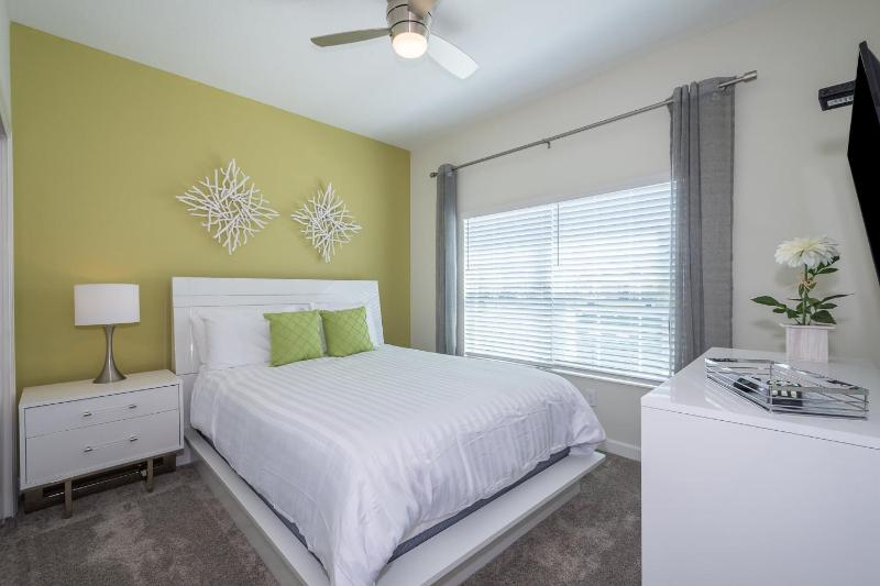 5BR Town House with Pool 4975AN - image 23