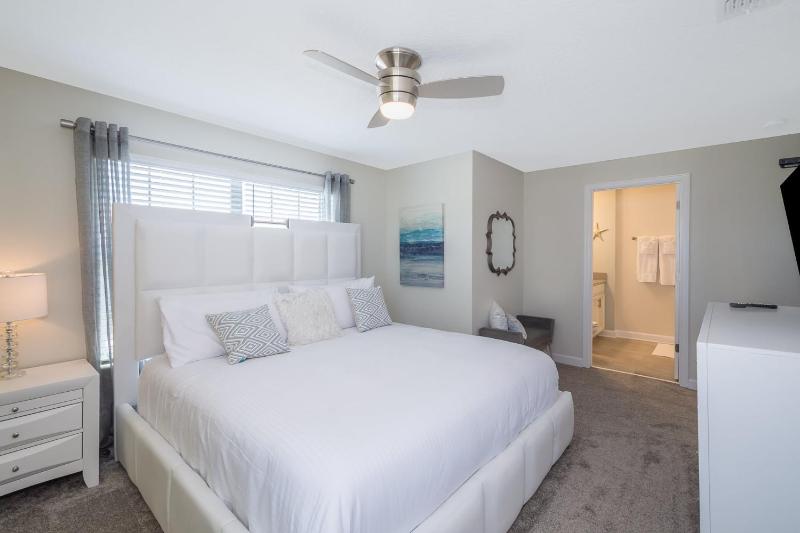 5BR Town House with Pool 4975AN - image 17