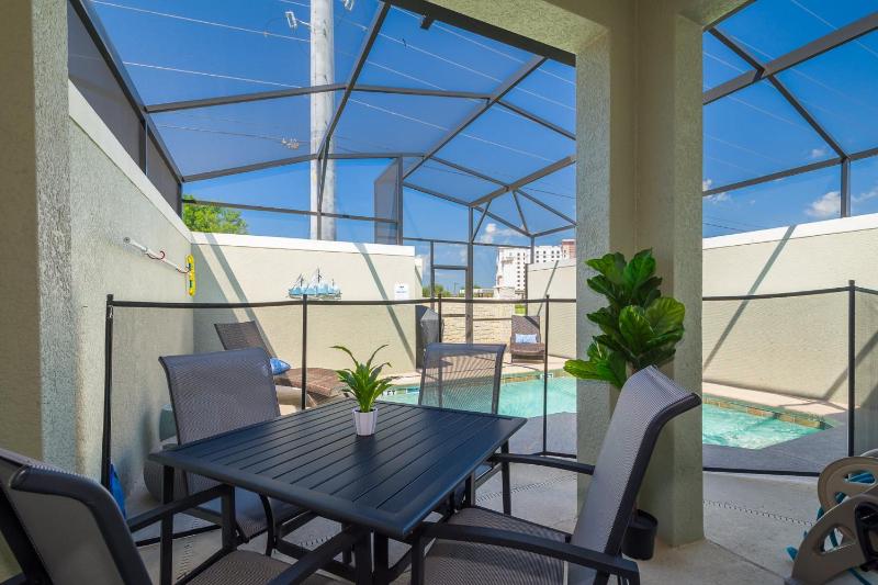 5BR Town House with Pool 4975AN - image 22