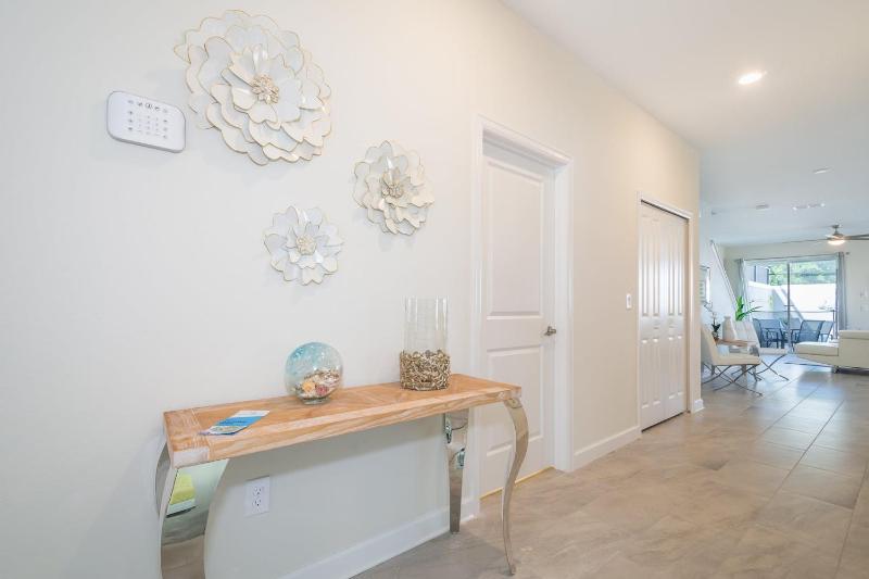 5BR Town House with Pool 4975AN - image 7