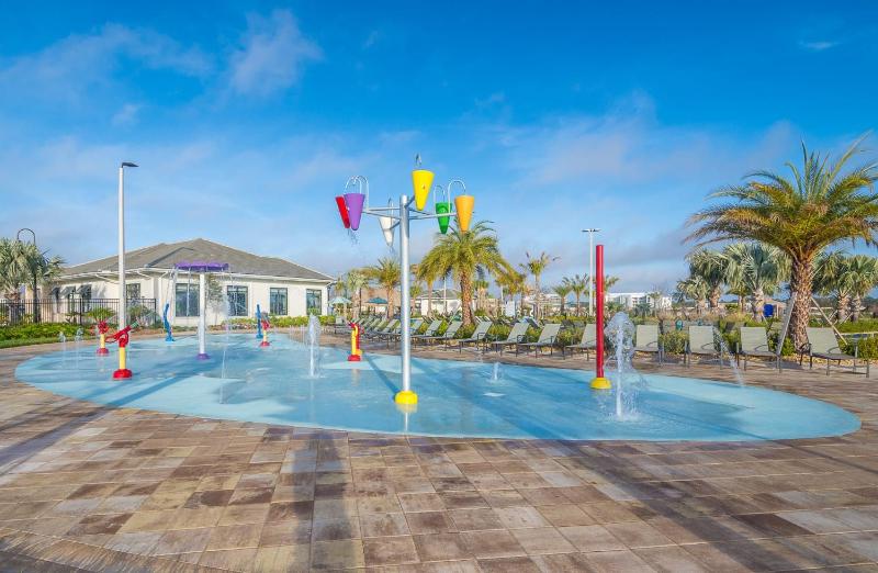 4BR Town House with Pool 5013MO - image 12