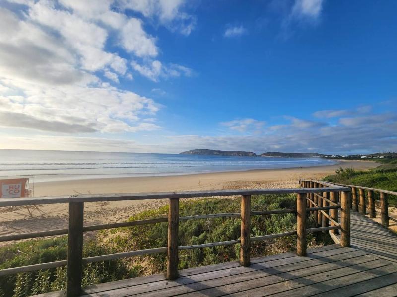 Seaside apartment 500meters from beach - image 11