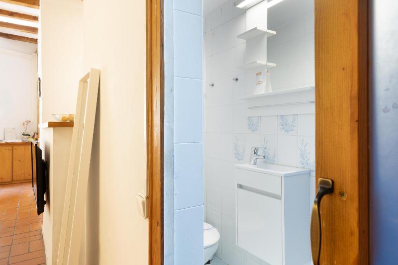Gracia Apartment - image 5