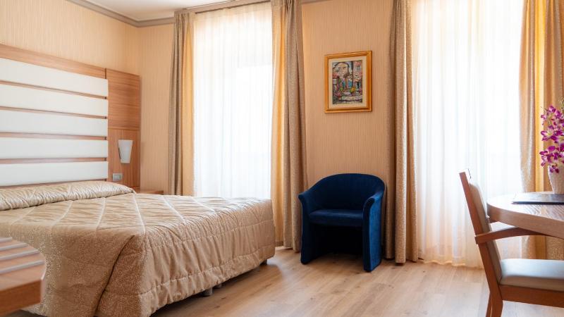Hotel Vela d'Oro Dependence - image 17