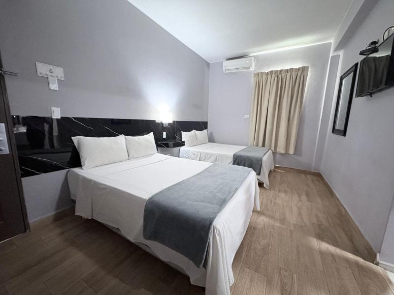 Hotel Plaza del Arco Express - image 36
