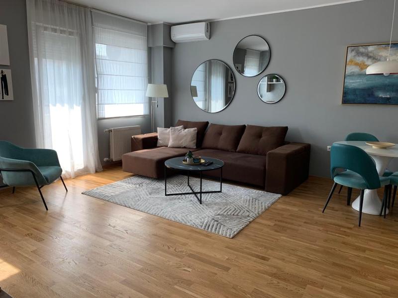Gemini Apartment with private parking - image 13