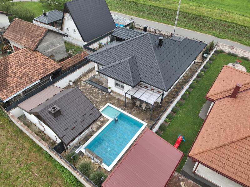 Villa H&E - image 14