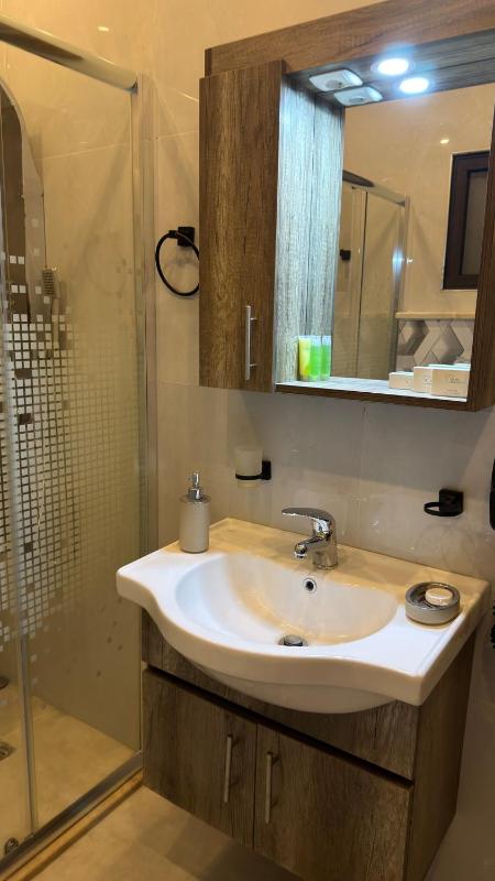 Hijazi Apartments - image 7