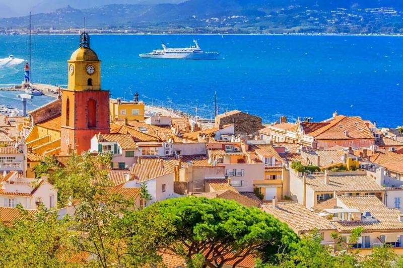 35m With Pool For Couple In Saint Tropez - image 16