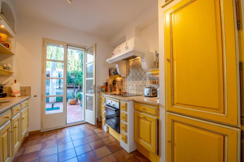 Charming Village House In Grimaud - image 15