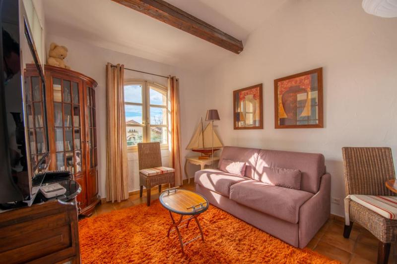 Charming Village House In Grimaud - image 21