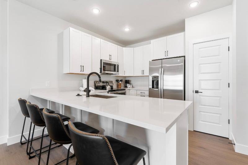 Brightwood #203 Building 2 - image 18