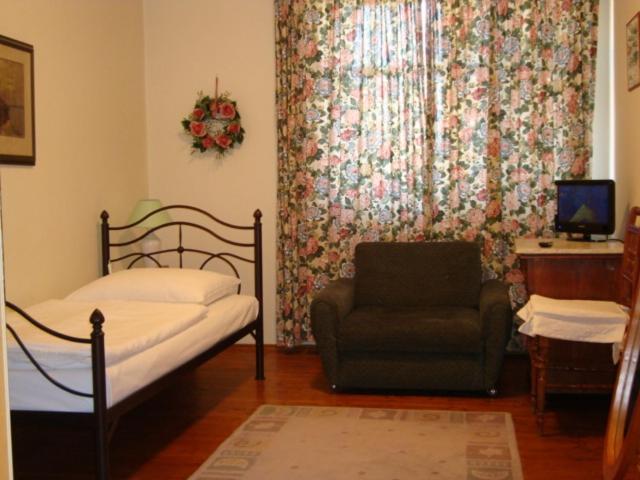Two-Bedroom Suite image 4