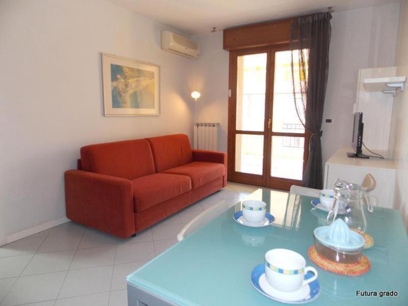 Cozy vacation home with lovely views in Grado - image 12