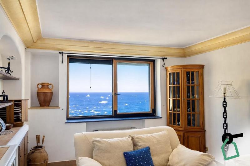 Hotiday Positano Suites and View - image 31