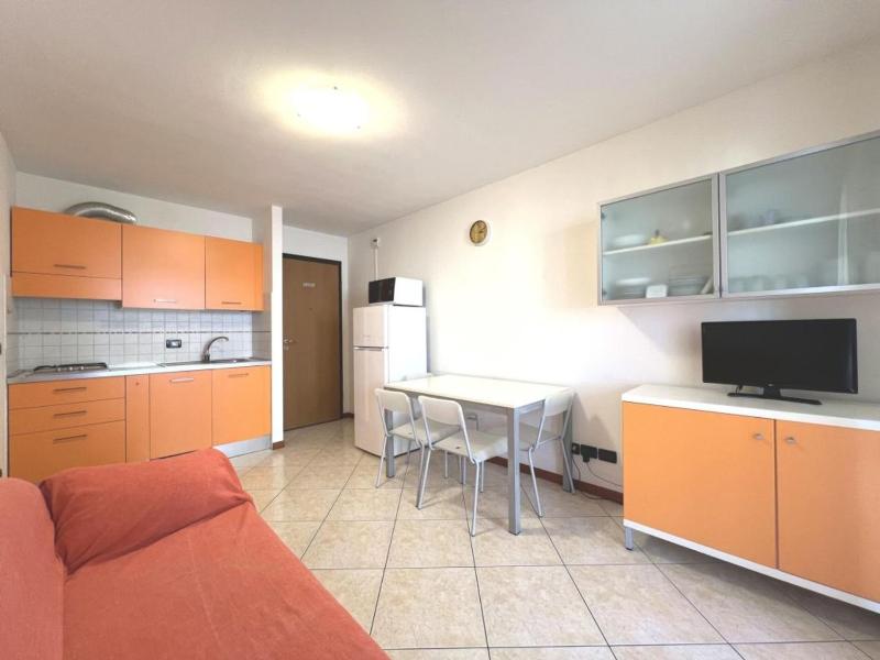 Sweet holiday retreat in a great area with parking - image 11