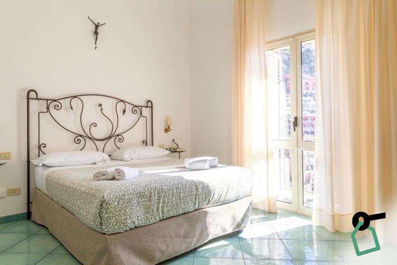 Hotiday Positano Suites and View - image 33