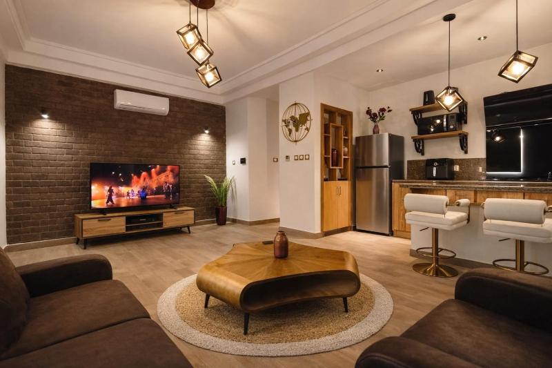 Chic apart with parking and balcony - image 1
