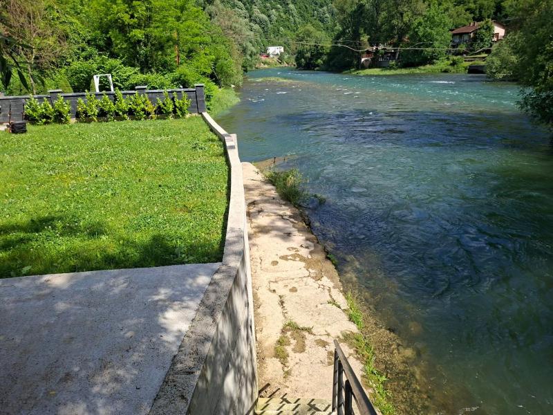 Vrbas Apartment with Private Beach - Banja Luka - image 13