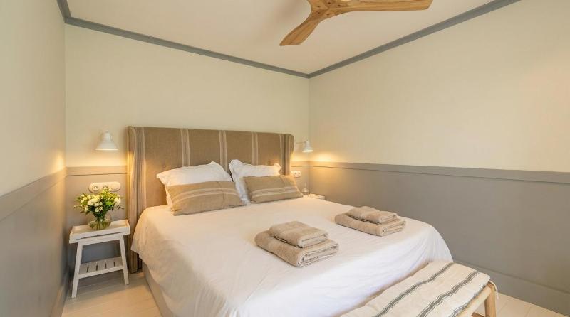 Villa La Colonial - 5 minutes walk from beach and 10 minutes from center Design - image 9