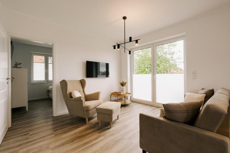 Küsten Suite de Diek - Suite 2 direkte Deichlage Hafenblick Balkon 77qm - image 18