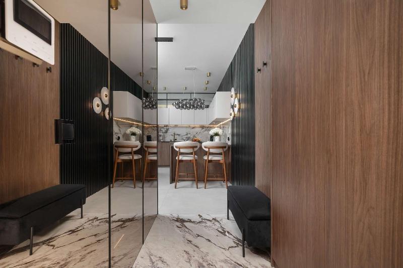 Luxury Apartment with Air Conditioning & Parking on the 25th Floor City Centre by Renters Prestige - image 39