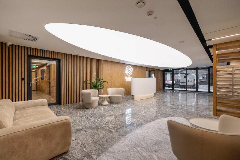Luxury Apartment with Air Conditioning & Parking on the 25th Floor City Centre by Renters Prestige - image 34