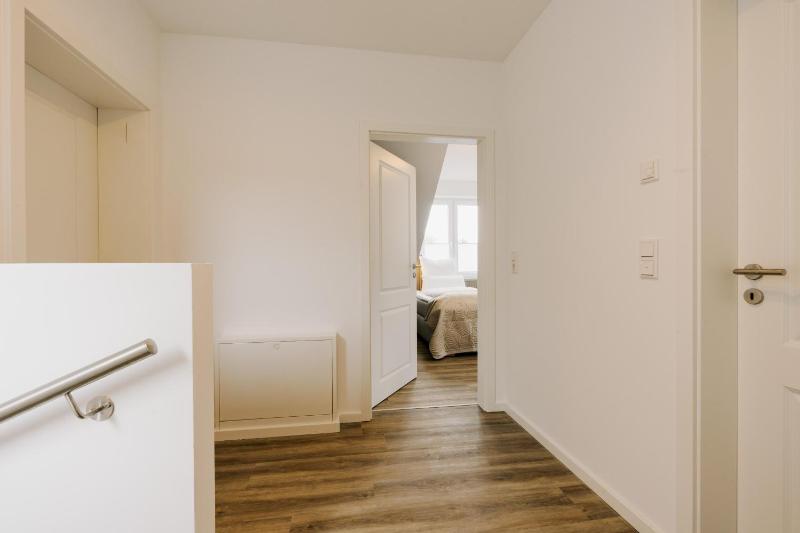 Küsten Suite de Diek - Suite 4 seitliche Deichlage Balkon 89qm - image 7