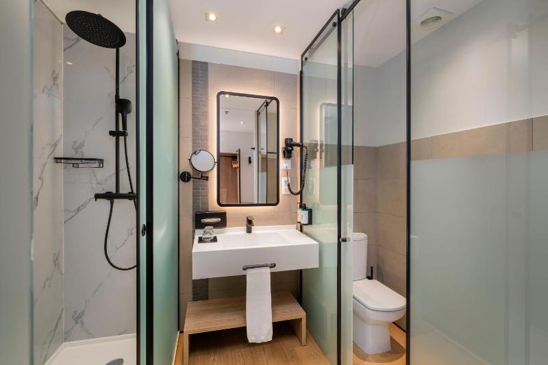 Hotel & Spa Villa Olimpica Suites - image 12