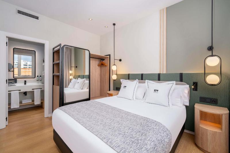 Hotel & Spa Villa Olimpica Suites - image 15