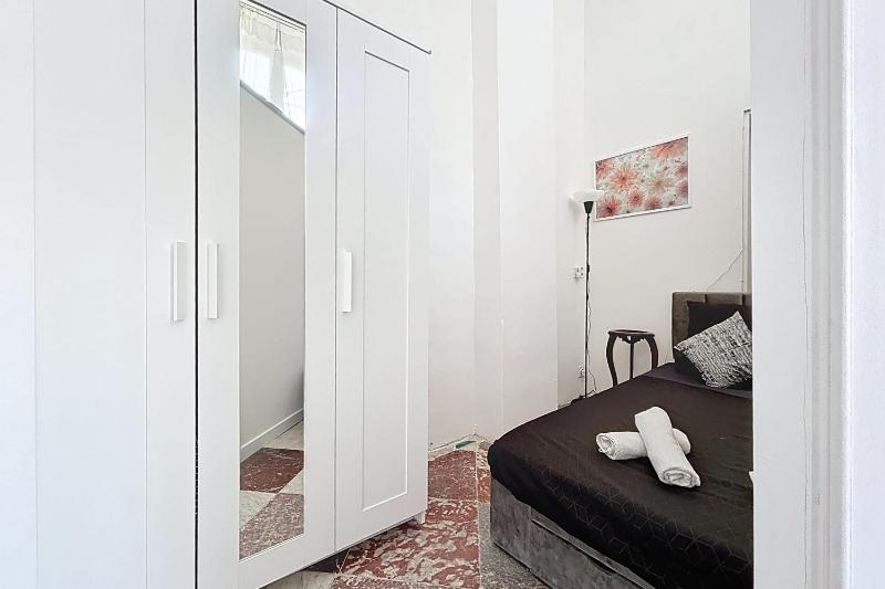 Charming T2 Apartment in Narbonne - image 8