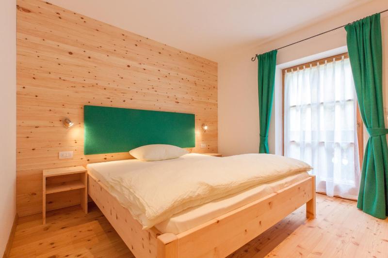 Two-Bedroom Apartment with Balcony image 3