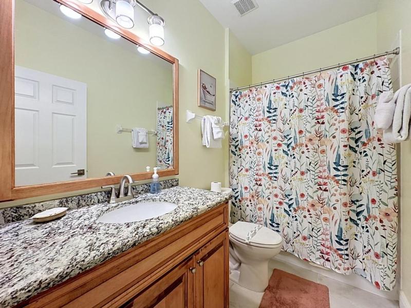 Whispering Palms - Luxury 4-Bedroom Pool Home Near villa - image 34