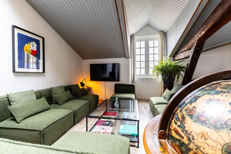 Duplex d'exception et charme au centre historique - image 27
