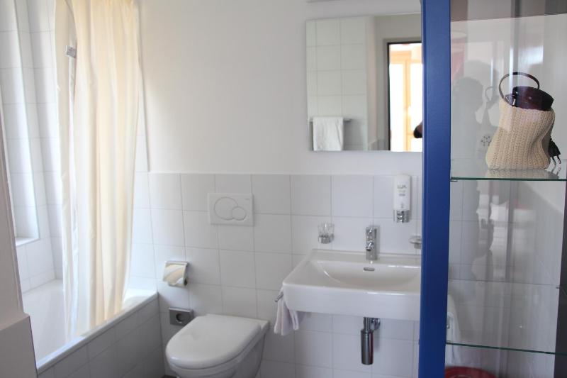 Double Room image 1