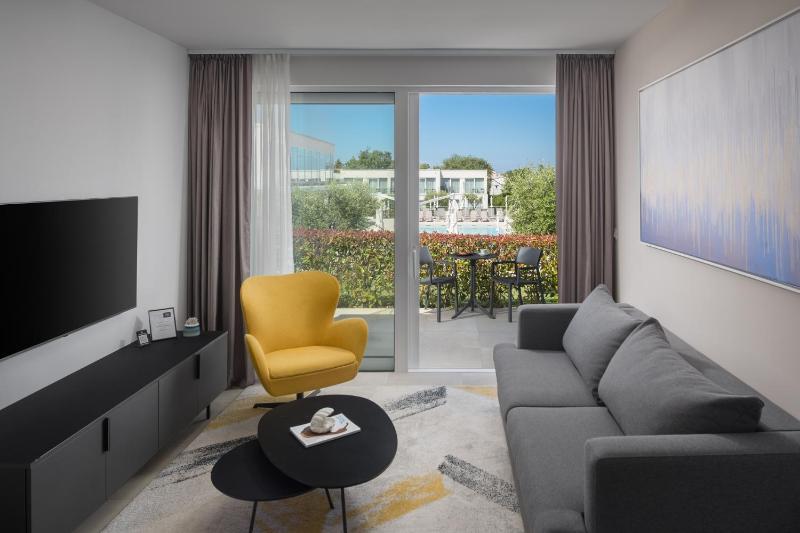 Maj Luxury Residence - image 48