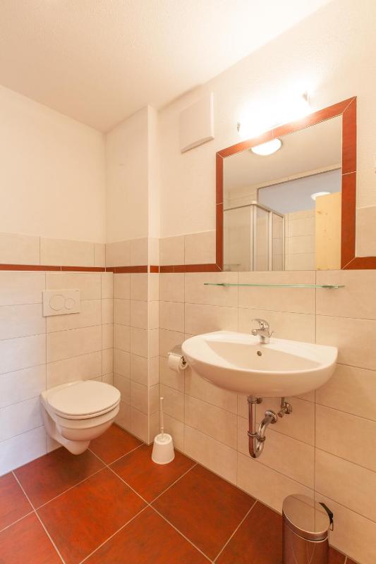 One-Bedroom Apartment with Mountain View image 2
