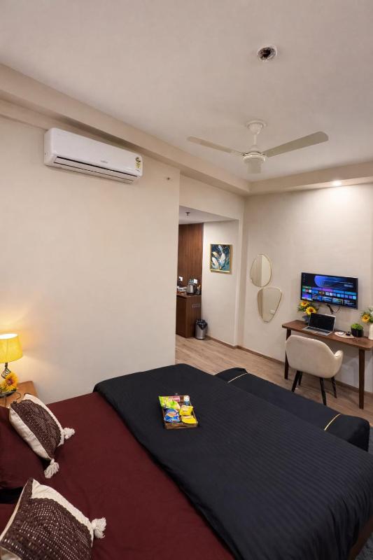 Sunbliss Corner - image 8