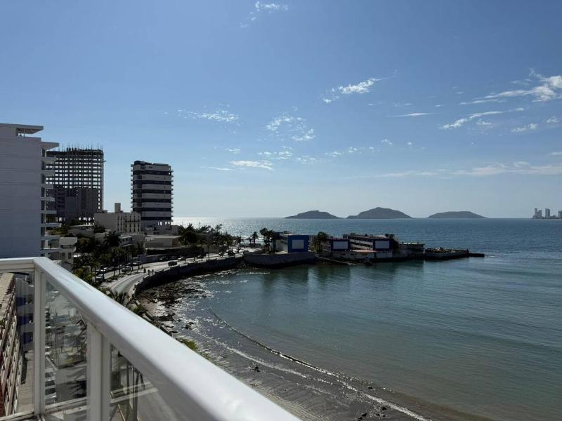 Vista al Mar en Paseo Claussen - image 11